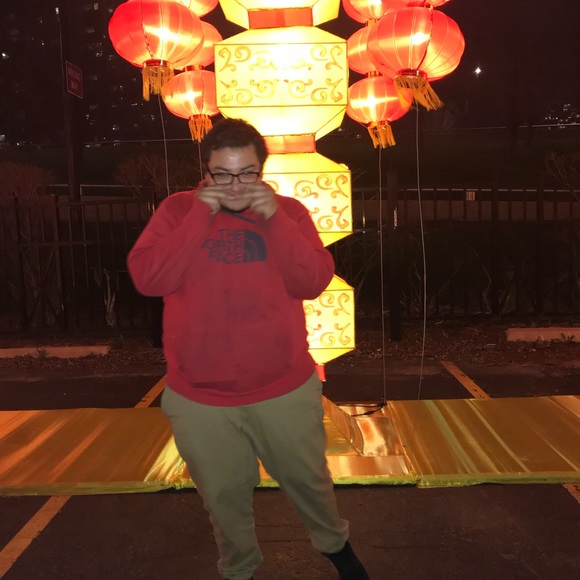 Meet your Posher, Jonathan - Picture 1 of 1